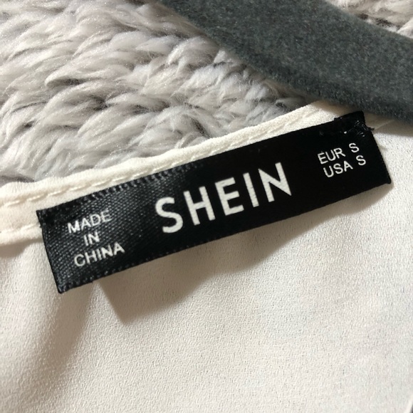 ⭐️ Sheer Block Pattern Top - Picture 3 of 3